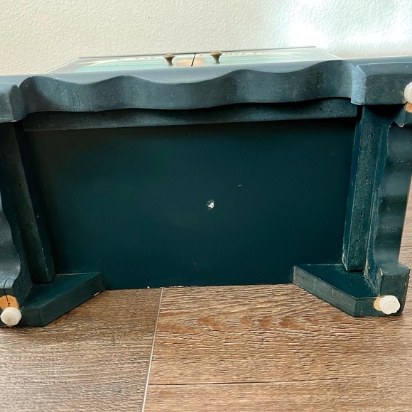 Old World Golf Club wooden 32 CD storage cabinet-green-2 door-13"x12"x7" - Picture 5 of 12